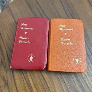 New Testament Bibles Lot Of 2 Gideon Pocket Mini Small Psalms Proverbs